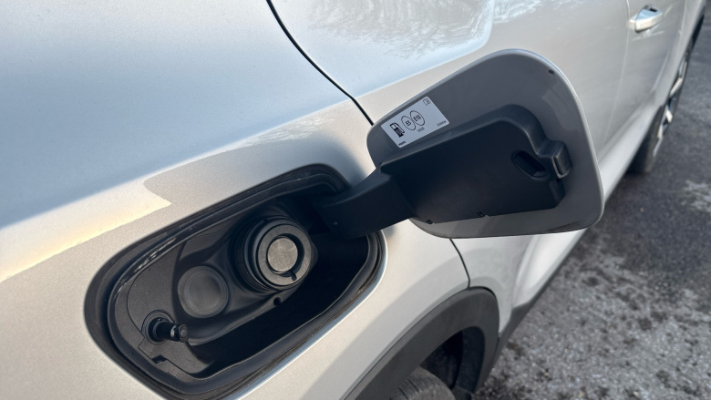 Volvo XC40 2.0 B4P Plus Dark 5dr Auto Petrol Estate